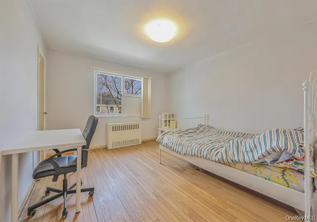 Listing Photo 4 - Condo for sale in building located at 21606 68Th Ave, New York, NY 11364