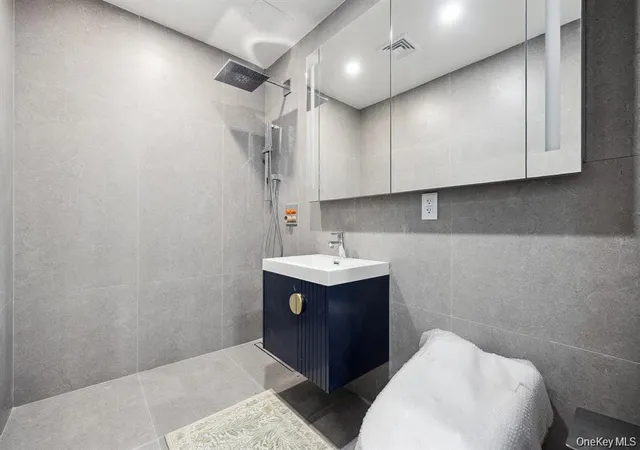 5th image of 38-20 Parsons Blvd #713, Flushing, NY 11354 | MLS# 968025