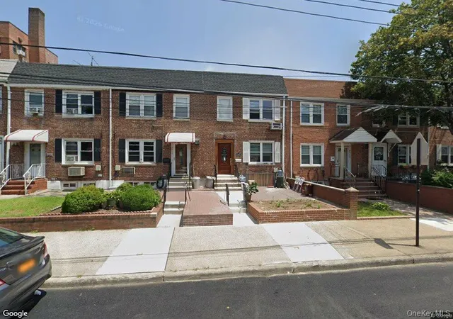 2nd image of 8415 259th St, New York, NY 11001 | MLS# 968067