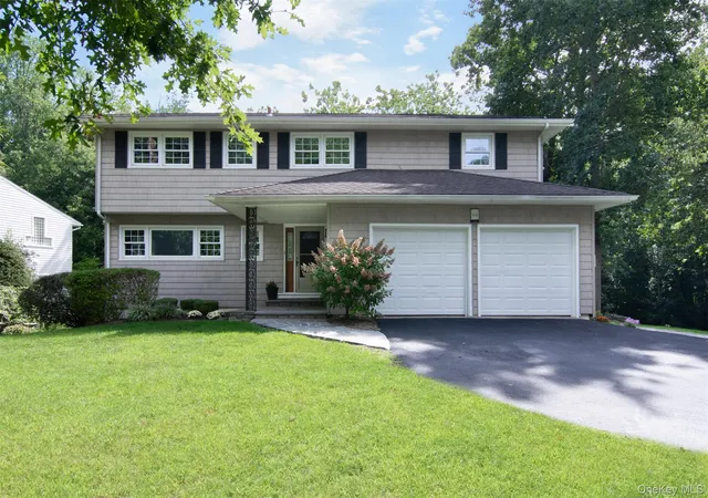 Photo 1 of Single family home for sale at 46 Reynal Rd, White Plains, NY 10605 | MLS# 968179 | Listing updated on 2026-09-22