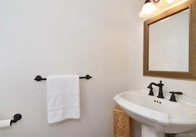 Photo 4 of Single family home for sale at 46 Reynal Rd, White Plains, NY 10605 | MLS# 968179 | Listing updated on 2026-09-22