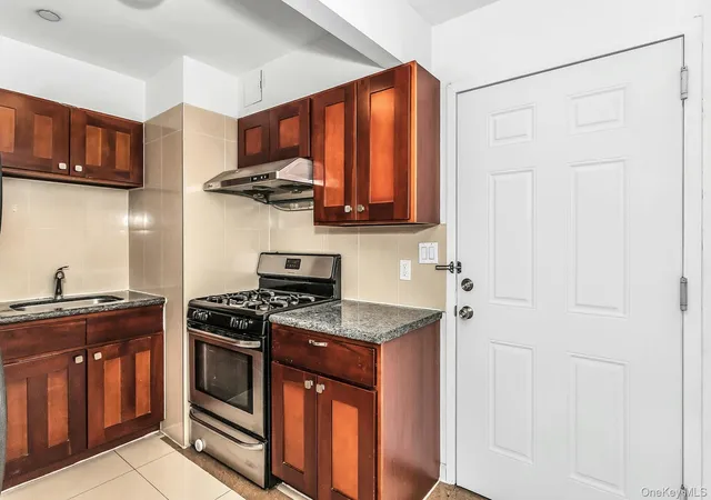 4th image of 37-20 Prince St, New York, NY 11354