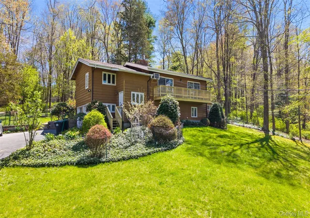 1st image of 95 Main St, Lewisboro, NY 10590 | MLS# 968315