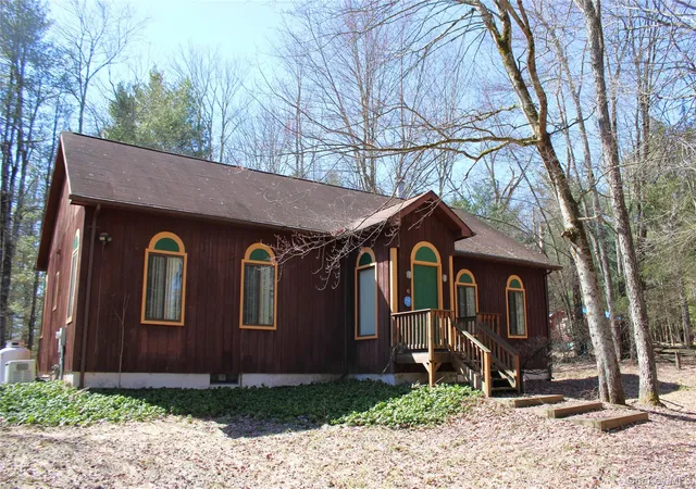 Photo 1 of Single family home for sale at 41 W Delaware Ext, Bethel, NY 12778 | MLS# 968335 | Listing updated on 2026-08-17