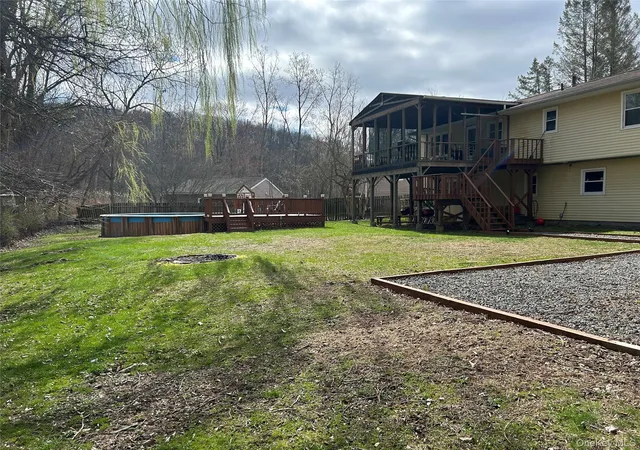 25th image of 41 Rutledge Ave, Highland Mills, NY 10930 | MLS# 968339