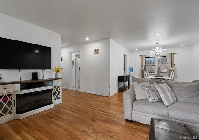 4th image of 41 Rutledge Ave, Highland Mills, NY 10930 | MLS# 968339