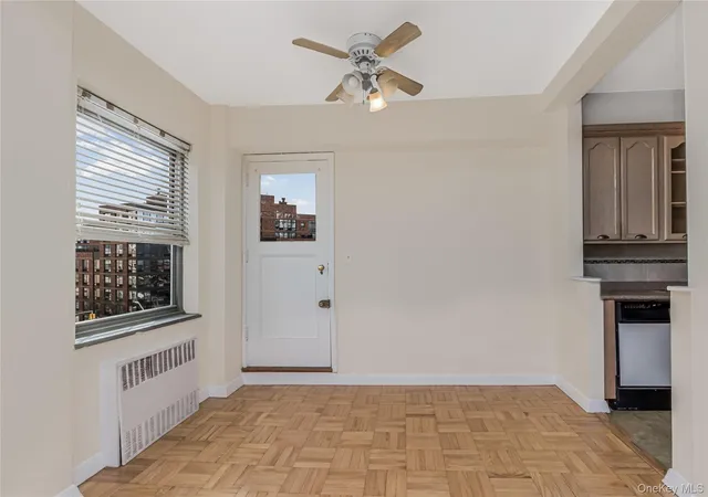 3rd image of 3515 Henry Hudson Pkwy, New York, NY 10463