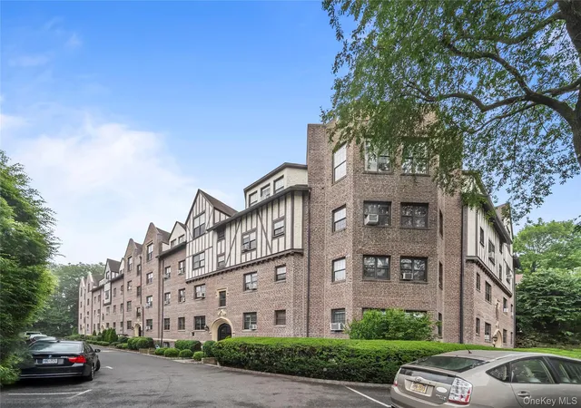 1st image of 1440 Boston Post Rd #8K, Mamaroneck, NY 10538 | MLS# 968386