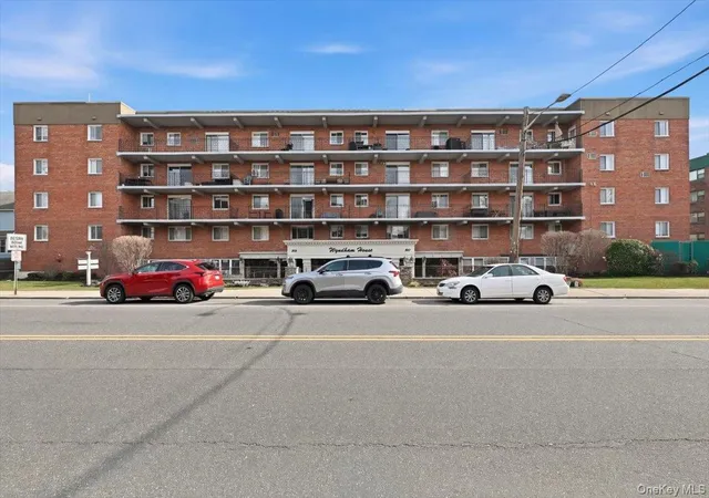 2nd image of 200 Atlantic Ave, Hempstead, NY 11563