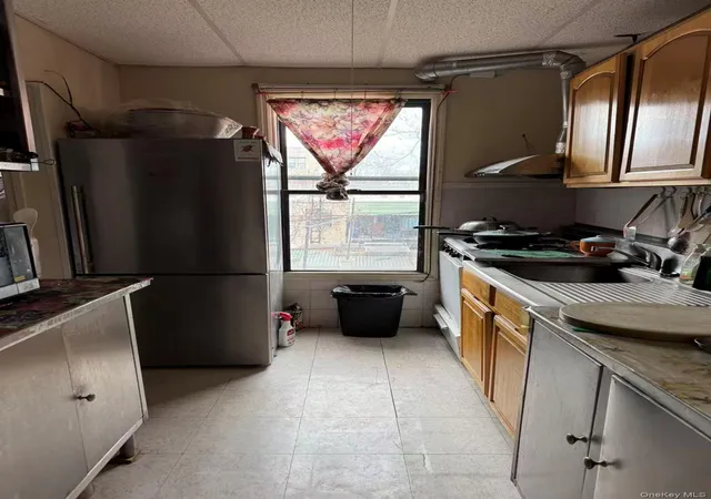 Photo 3 of Multi family home for sale at 87 Stanhope St, Brooklyn, NY 11221 | MLS# 968466 | Listing updated on 2026-03-08