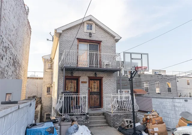 Photo 2 of Sale Pending at 3438 12th Street, Astoria, NY 11106 | MLS# 968501 | Listing updated on 2026-06-06