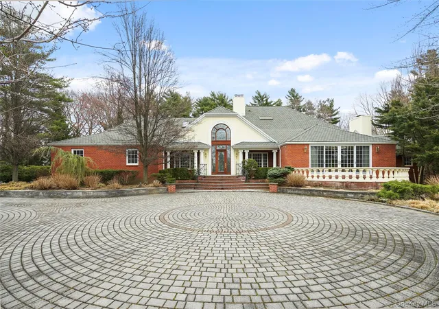 Photo 2 of Mansion for sale at 10 Hill Rd, North Hempstead, NY 11050 | MLS# 968507 | Listing updated on 2026-08-20