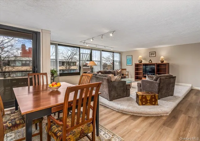 5th image of 7-24 166Th St, New York, NY 11357