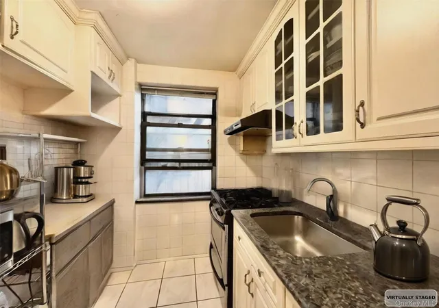 Photo 4 of Sale Pending at 141-09 28th Avenue #3D, Flushing, NY 11354 | MLS# 968546 | Listing updated on 2026-09-12