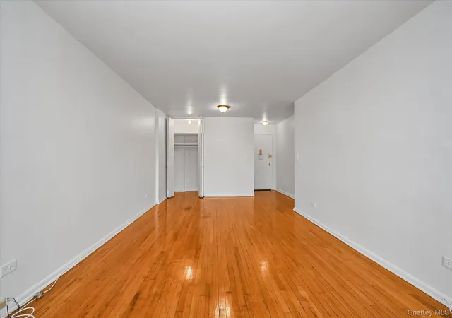 2nd image of 23 25 Bell Blvd #6J, Bayside, NY 11360 | MLS# 968557