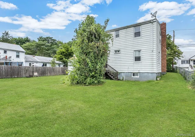 31st image of 3 Cambridge St, Oyster Bay, NY 11542 | MLS# 968568