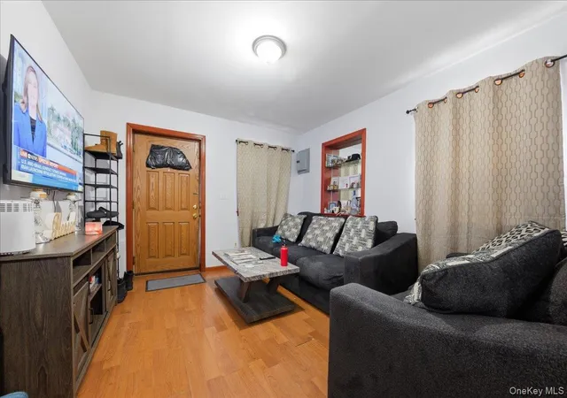 Photo 3 of Multi family home for sale at 3544  3546 Laconia Ave, New York, NY 10469 | MLS# 968653 | Listing updated on 2026-08-15