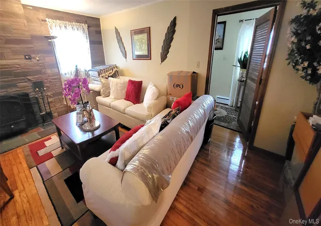 3rd image of 1 Lawrence Rd, Poughkeepsie, NY 12601 | MLS# 968725