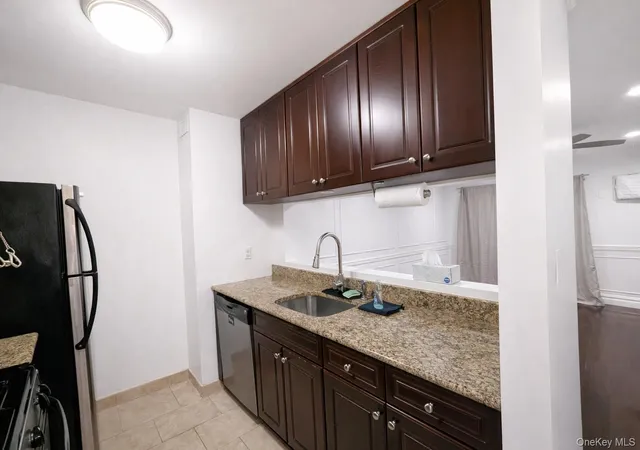 2nd image of 14116 84th Dr #3D, New York, NY 11435 | MLS# 968748