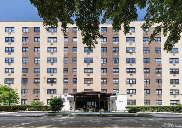 20th image of 1085 Warburton Ave #304, Yonkers, NY 10701 | MLS# 968754