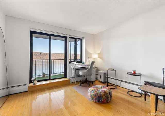 5th image of 1085 Warburton Ave #304, Yonkers, NY 10701 | MLS# 968754