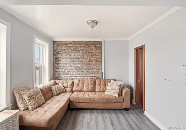 3rd image of 139 Milford St, New York, NY 11208 | MLS# 968883