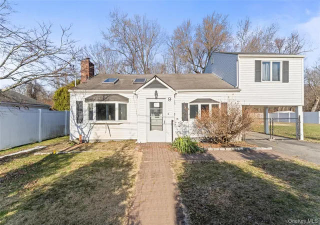 Photo 1 of Single Family Residence at 9 Babbitt Ct, Elmsford, NY 10523 | MLS# 968888 | | Sold on 2026-06-09