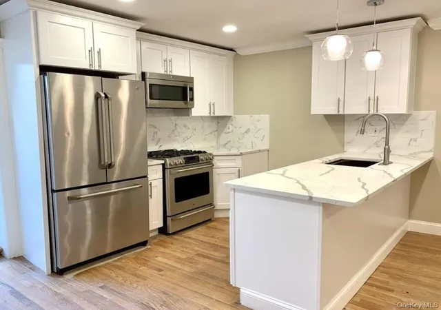 Homes for sale in New York, NY | 2301 Bathgate Ave, New York, NY 10458 | MLS# 968909