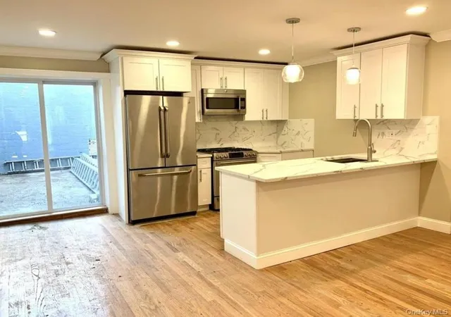 Homes for sale in New York, NY | 2301 Bathgate Ave, New York, NY 10458 | MLS# 968909