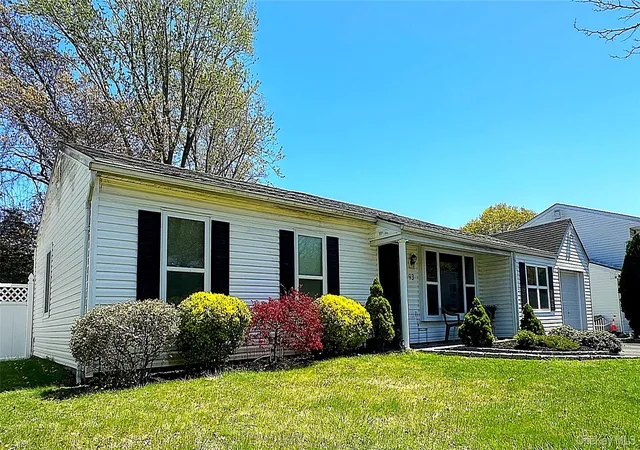 Photo 3 of Sale Pending at 93 Burleigh Dr, Islip, NY 11741 | MLS# 969082 | Listing updated on 2026-04-09
