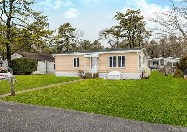 1st image of 525 Riverleigh Ave #P3, Riverhead, NY 11901 | MLS# 969103