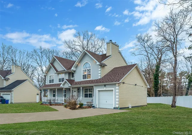 4th image of 6 Denmark Ct, Huntington, NY 11743 | MLS# 969134