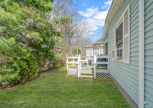Listing Photo 5 - Condo for sale in building located at 191 Vlg Cir W, Manorville, NY 11949