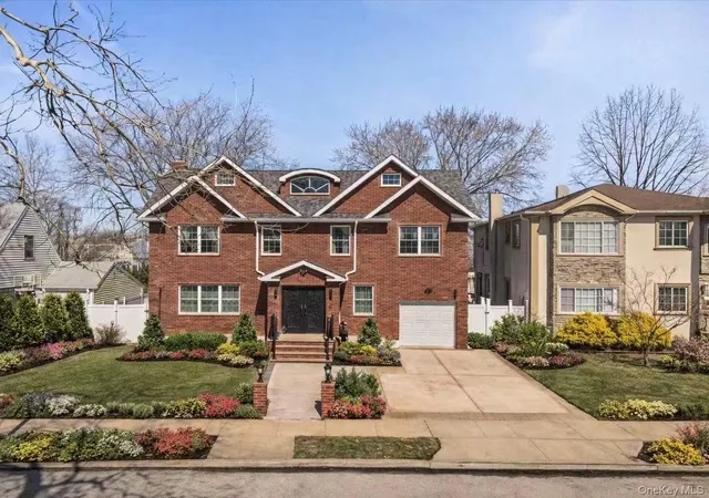 Single family home for sale at 642 Lenore Ln, Elmont, NY 11003 | MLS# 969149 | Listing updated on 2026-07-18