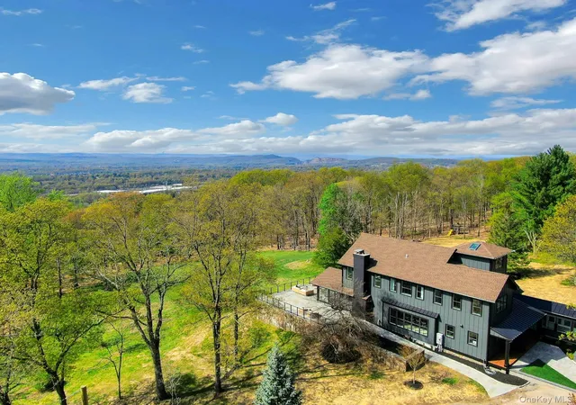 38th image of 20 Old Stone Rd, Clarkstown, NY 10989 | MLS# 969160
