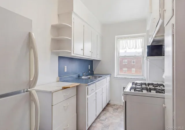 2nd image of 144-55 Melbourne Ave, Flushing, NY 11367