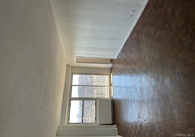 3rd image of 2400 Johnson Ave #4H, New York, NY 10463 | MLS# 969246