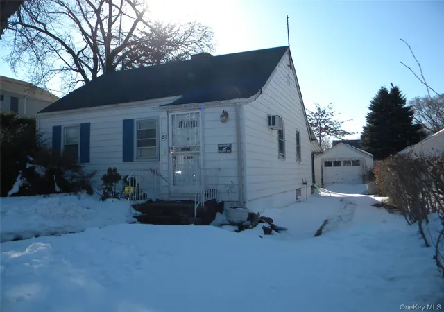 2nd image of 51 Clyde St, North Hempstead, NY 11040 | MLS# 969247