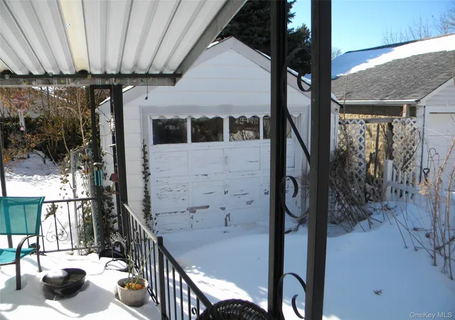 Photo 3 of Sale Pending at 51 Clyde St, North Hempstead, NY 11040 | MLS# 969247 | Listing updated on 2026-08-12
