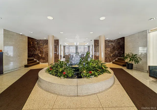 4th image of 1085 Warburton Ave #316, Yonkers, NY 10701 | MLS# 969250