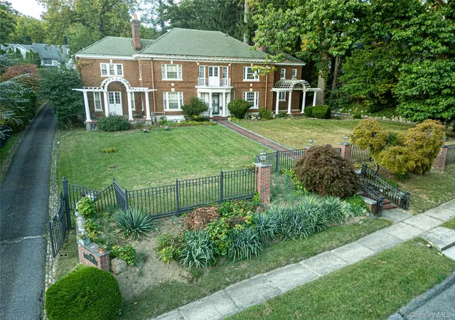 1st image of 26 Overlook Cir, New Rochelle, NY 10804 | MLS# 969297