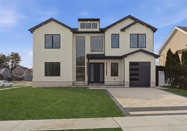 Single family home for sale at 19 Arrow Ln, Hicksville, NY 11801 | MLS# 969376 | Listing updated on 2026-04-08