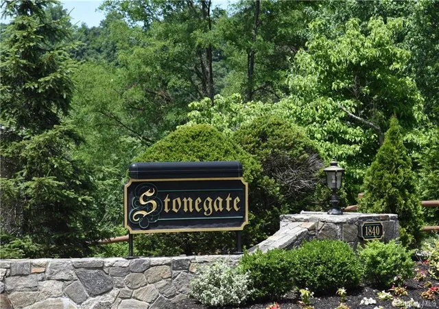 1st image of 1840 Crompond Rd #7C6, Peekskill, NY 10566 | MLS# 969415