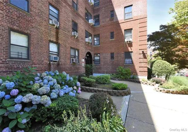 1st image of 141 10 28 Ave #6B, Flushing, NY 11354 | MLS# 969587