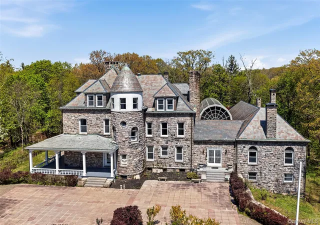 Photo 4 of Single family home for sale at 139 Scarborough Rd, Ossining, NY 10510 | MLS# 969595 | Listing updated on 2026-09-02
