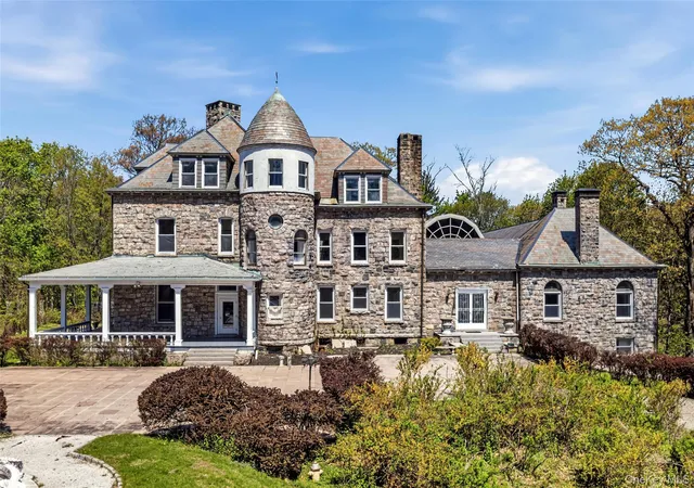 Photo 5 of Single family home for sale at 139 Scarborough Rd, Ossining, NY 10510 | MLS# 969595 | Listing updated on 2026-09-02