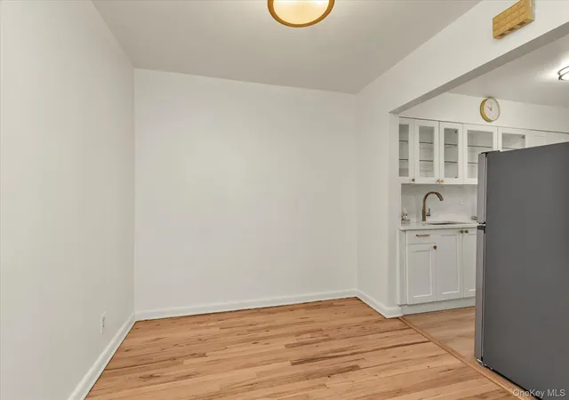 Listing Photo 4 - Condo for sale in building located at 210-08 41st Ave, New York, NY 11361
