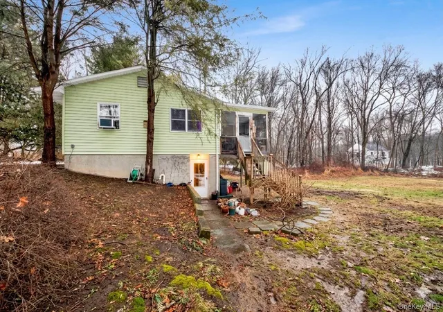 3rd image of 17 Last Rd, Middletown, NY 10941 | MLS# 969654