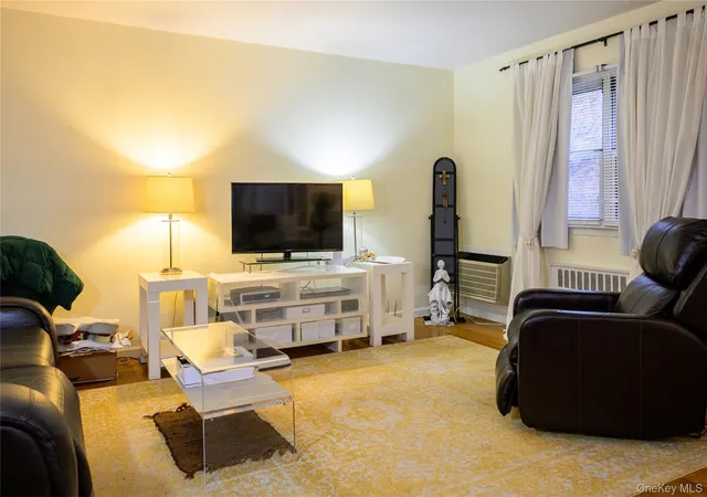 Photo 2 of Sale Pending at 155 Charter Cir #155, Ossining, NY 10562 | MLS# 969852 | Listing updated on 2026-09-29