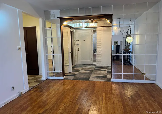 2nd image of 39 20 52nd Ave #2G, New York, NY 11377 | MLS# 969967